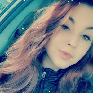 Meet your Posher, Madelyn